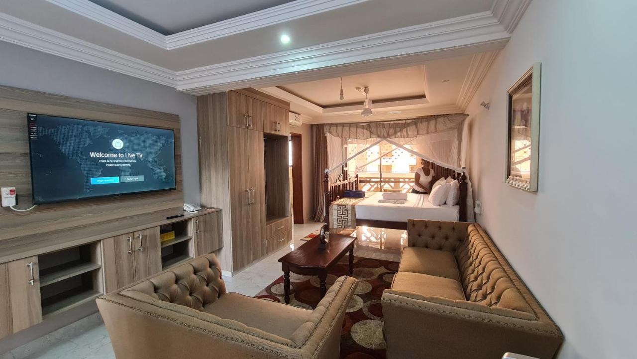 The Festival Fully Furnished Apartments Момбаса Екстер'єр фото