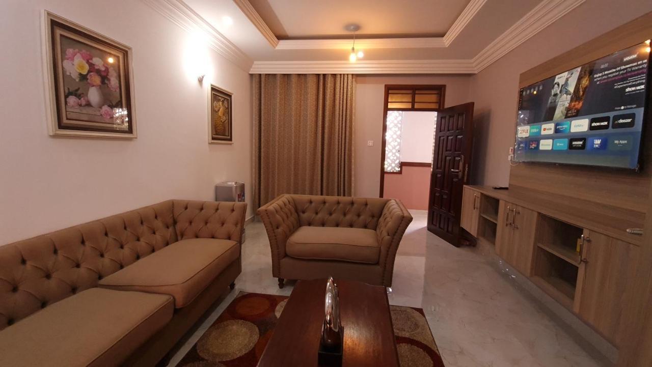 The Festival Fully Furnished Apartments Момбаса Екстер'єр фото