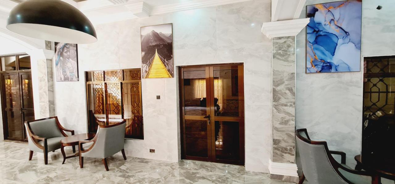 The Festival Fully Furnished Apartments Момбаса Екстер'єр фото