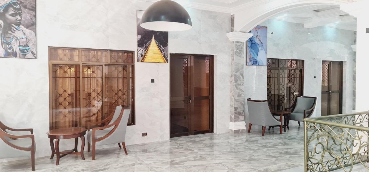 The Festival Fully Furnished Apartments Момбаса Екстер'єр фото
