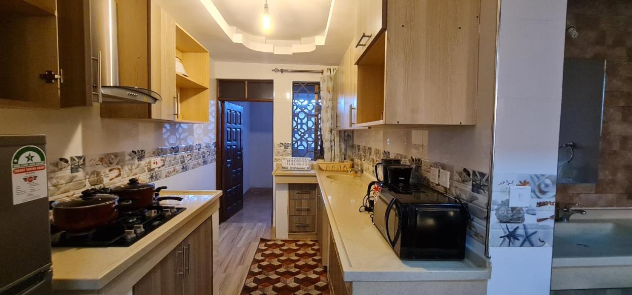The Festival Fully Furnished Apartments Момбаса Екстер'єр фото