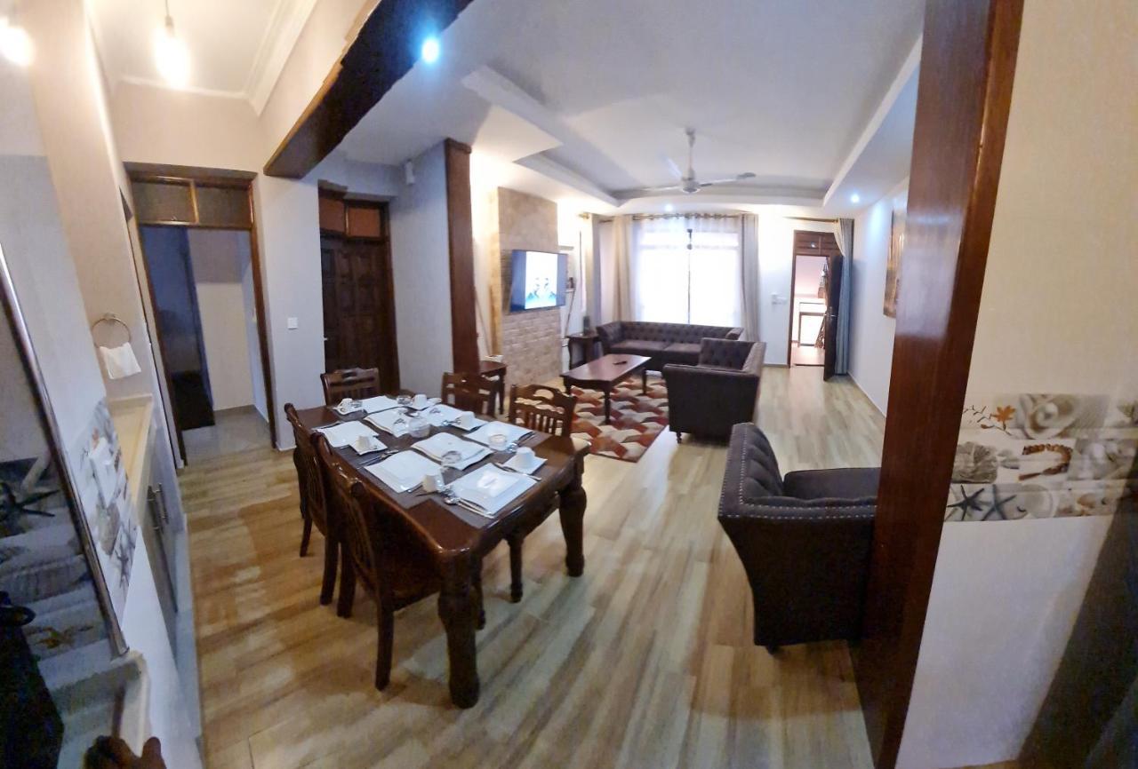 The Festival Fully Furnished Apartments Момбаса Екстер'єр фото