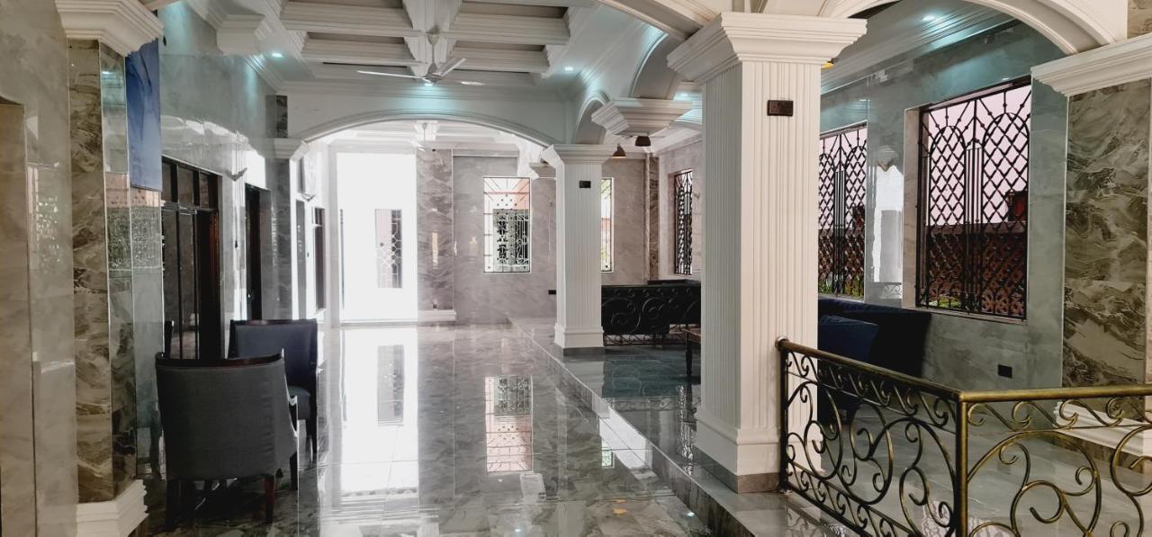 The Festival Fully Furnished Apartments Момбаса Екстер'єр фото
